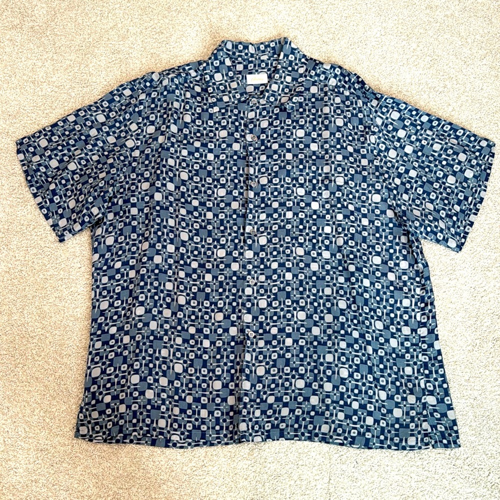 Men’s Brioni shirt